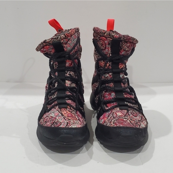 Nike Roshe Run Hi Sneakerboot Liberty QS Black Solar Red Women Size 8 Preowned - Picture 1 of 8